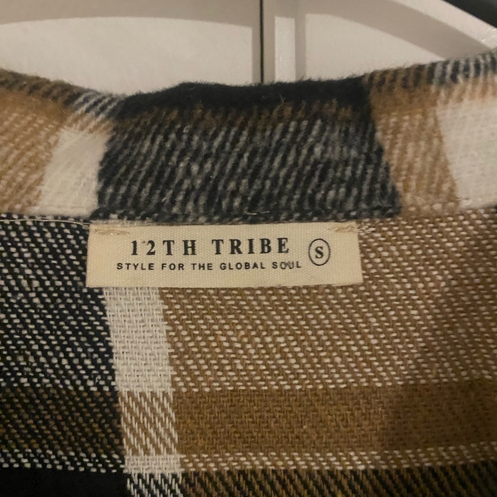 12th Tribe Plaid Button-Up Shacket in Camel, Black & White - Picture 3 of 5